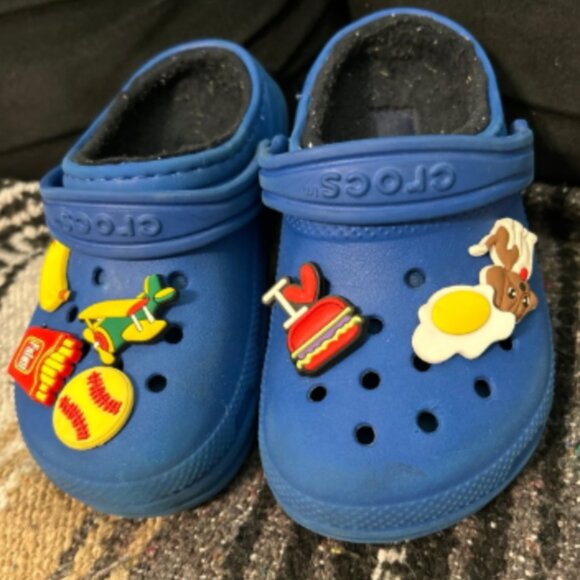 Children's Crocs Lined Fuzzy Clogs Blue Size 10 Toddler C Boys & Girls - Picture 1 of 5